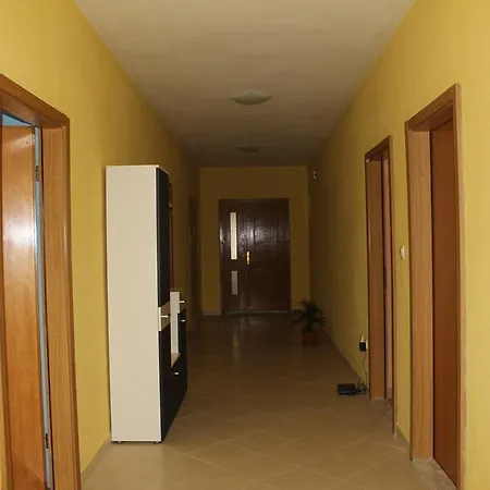 And Pool Nika Apartamento *